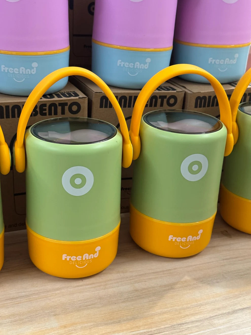 820ml Insulated Pot-Style Lunch Container "FreeAnd"