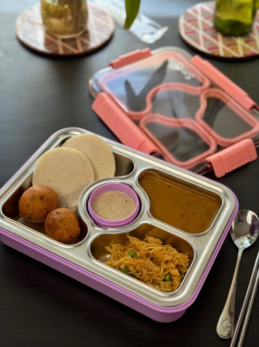 950ml Individually Sealed Stainless Steel Lunch Box, 3-Compartment + Bowl + Cutlery