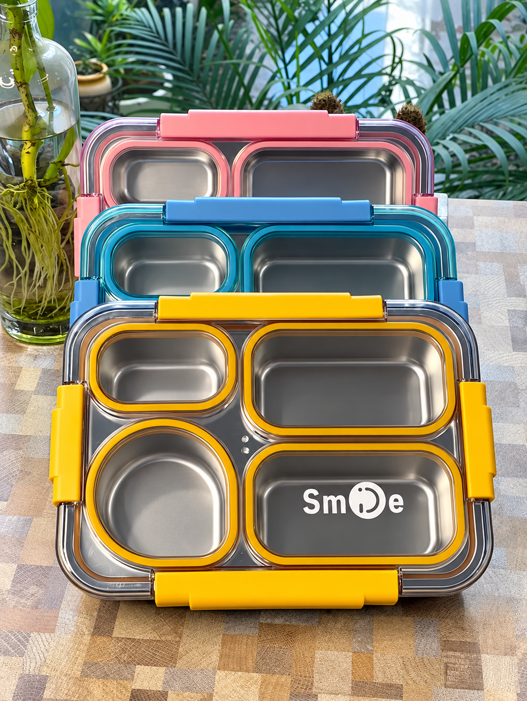 900ml Individually Sealed Stainless Steel Lunch Box, 4-Compartment + Bowl + Cutlery